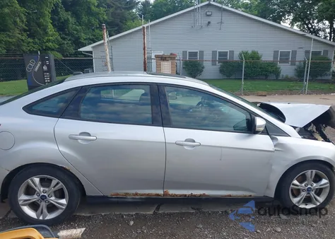 2014 Ford Focus Se from USA, damaged, VIN 1FADP3F20EL323094